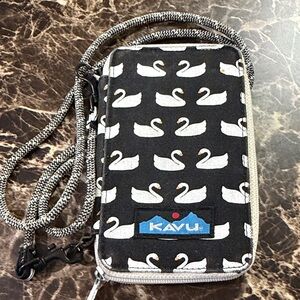 Kavu Black and White Swan Patterned Bag